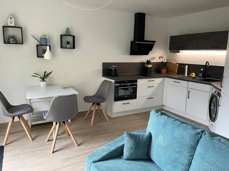 Neu Sanierte Wohnung Fuer 2-4 P Eschwege Exteriér fotografie
